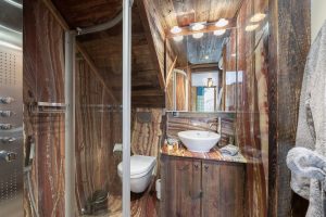 chalet_crystalwhite_03