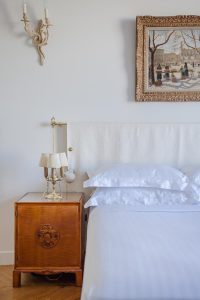 Avenue de la Bourdonnais III