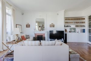 Avenue de la Bourdonnais III