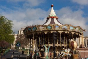 Avenue Paul Doumer IV