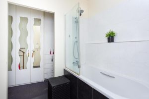 Rue de Penthievre II