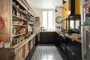 Rue de Rochechouart III