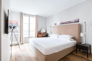 Rue des Saints-Pères IV