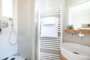 Rue Gît-le-Coeur II