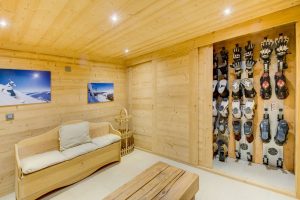 L’OISEAU NOIR 9 PERSONNES