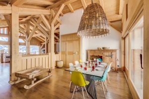 L’OISEAU NOIR 9 PERSONNES