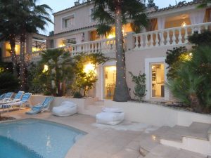 VATALIEN 8 PERSONNES