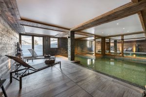 chalet_pure_white_crystal_15_