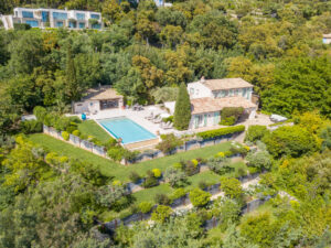 2019-05-15-bfa99a749dd4cb1fa26a0a044297a384