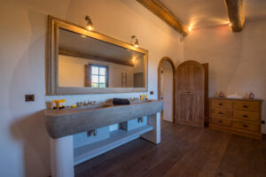 2018-03-26-9231367aa604877cf85f9aa80994cd7e