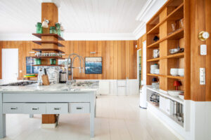 2019-08-19-2203578f1aa42d1a6f5dced99255b3af