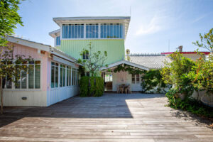 2019-08-19-eed86fb55114303578308cf3f95015c6