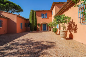 dcf66c0d-9bef-4594-a6f2-ffc8f86ac538