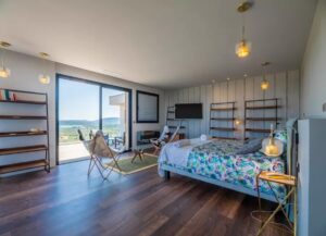 2022-08-31-118803594d65a7da566f2