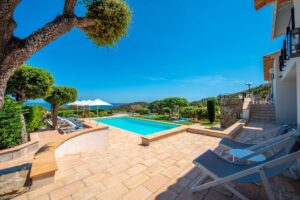 iaYYf5ETEqCvcaKnnlfn_0da963bd-de