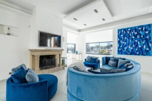 73c0cb71-ffa3-4174-a6fe-d9b0e9b85efe